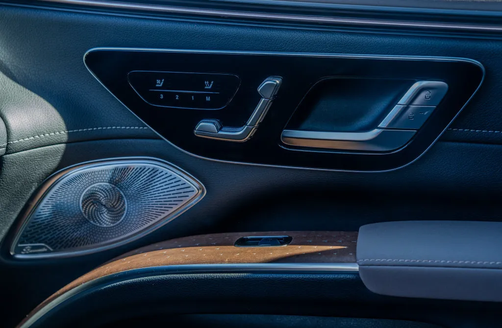 Mercedes-Benz EQS photo 14