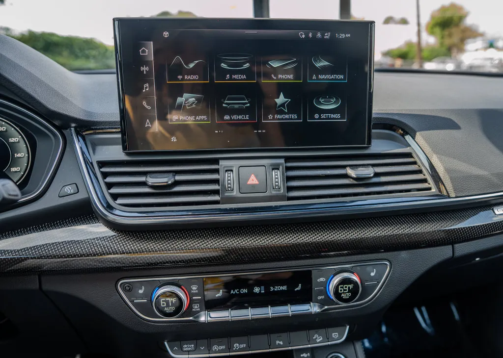 Audi SQ5 photo 18