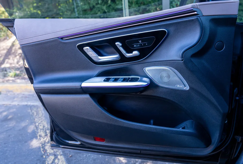 Mercedes-Benz EQE photo 15