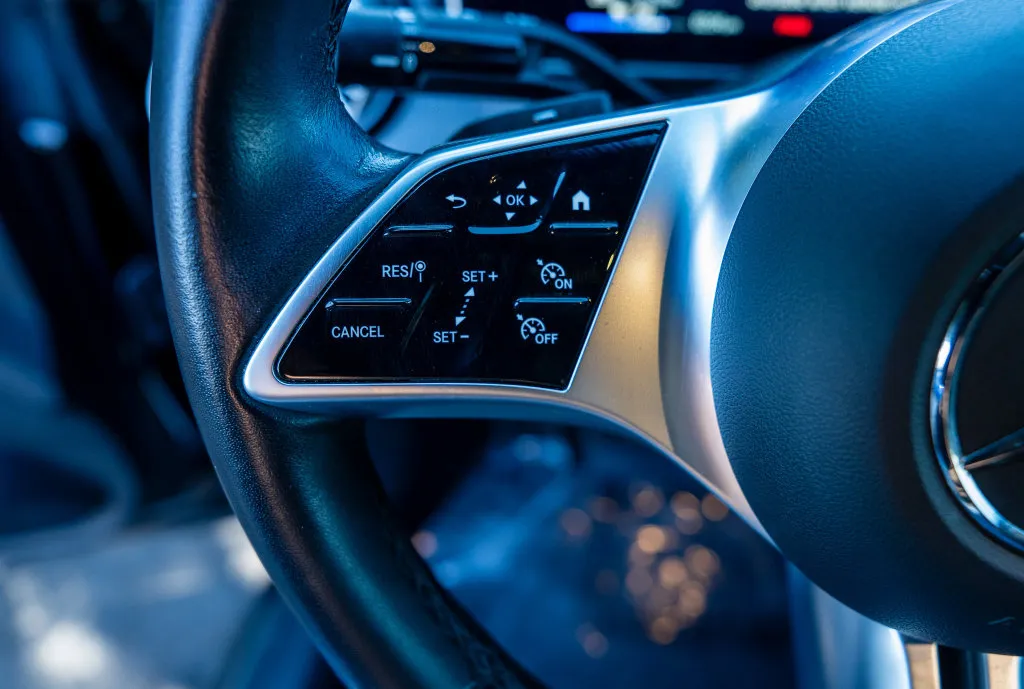 Mercedes-Benz EQE photo 6