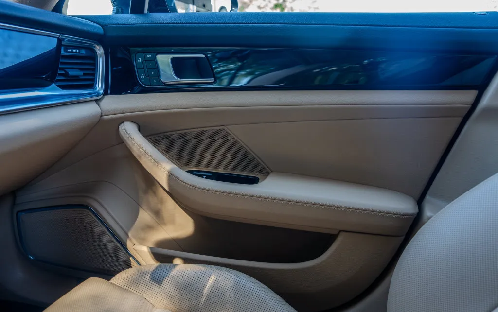 Porsche Panamera photo 13