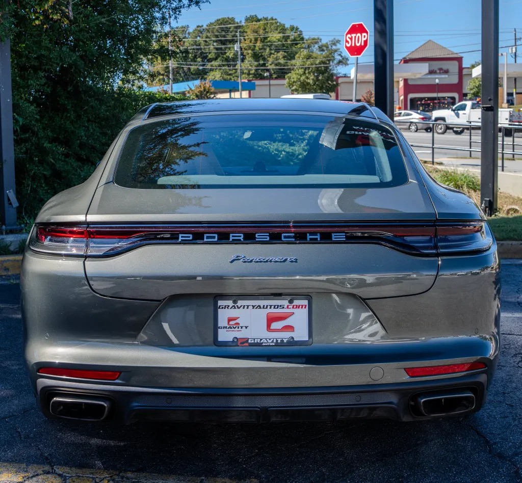 Porsche Panamera photo 24