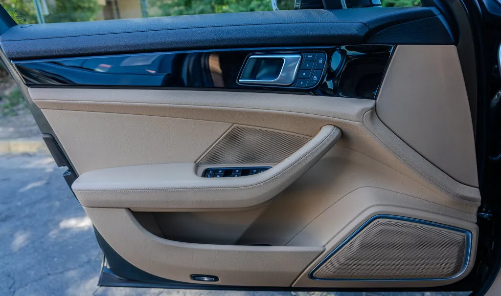 Porsche Panamera photo 15