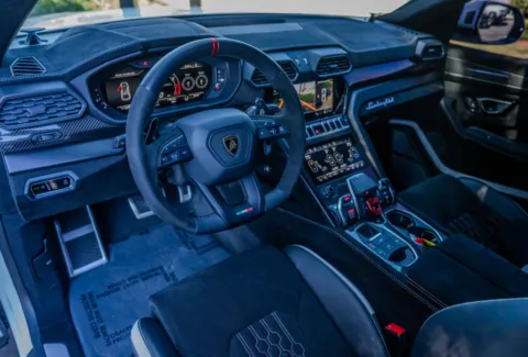 More photos of 2024 Lamborghini Urus Performante at Gravity Autos Atlanta, GA
