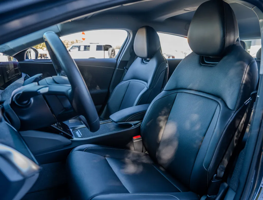 Lucid Air photo 18