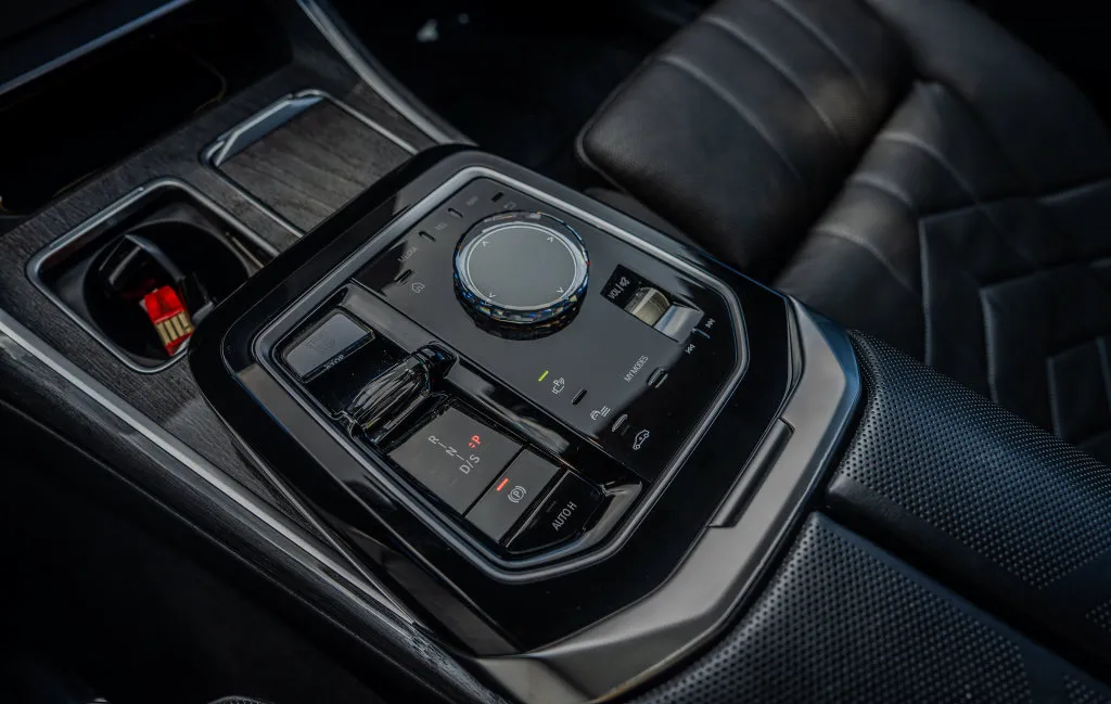 BMW 7 Series photo 13
