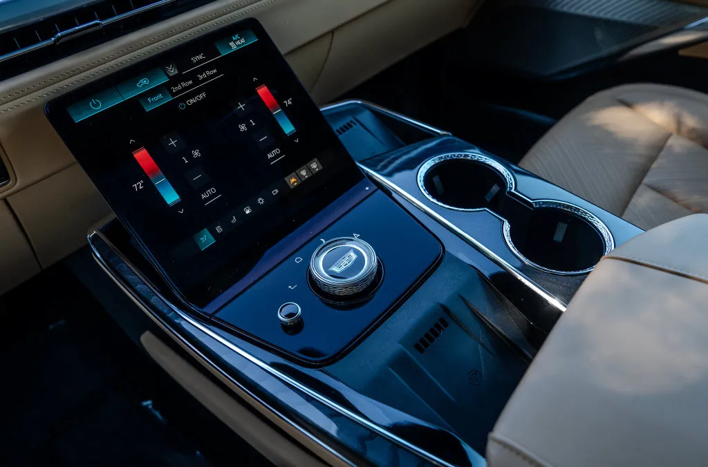 Cadillac Escalade IQ photo 11
