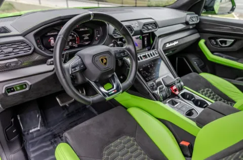 More photos of 2022 Lamborghini Urus Pearl Capsule at Gravity Autos Atlanta, GA