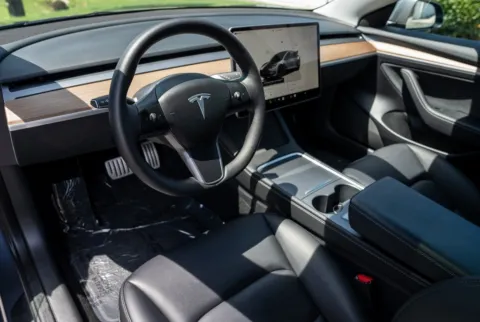 More photos of 2023 Tesla Model 3 Performance at Gravity Autos Atlanta, GA