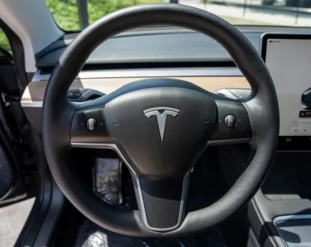More photos of 2023 Tesla Model 3 Performance at Gravity Autos Atlanta, GA