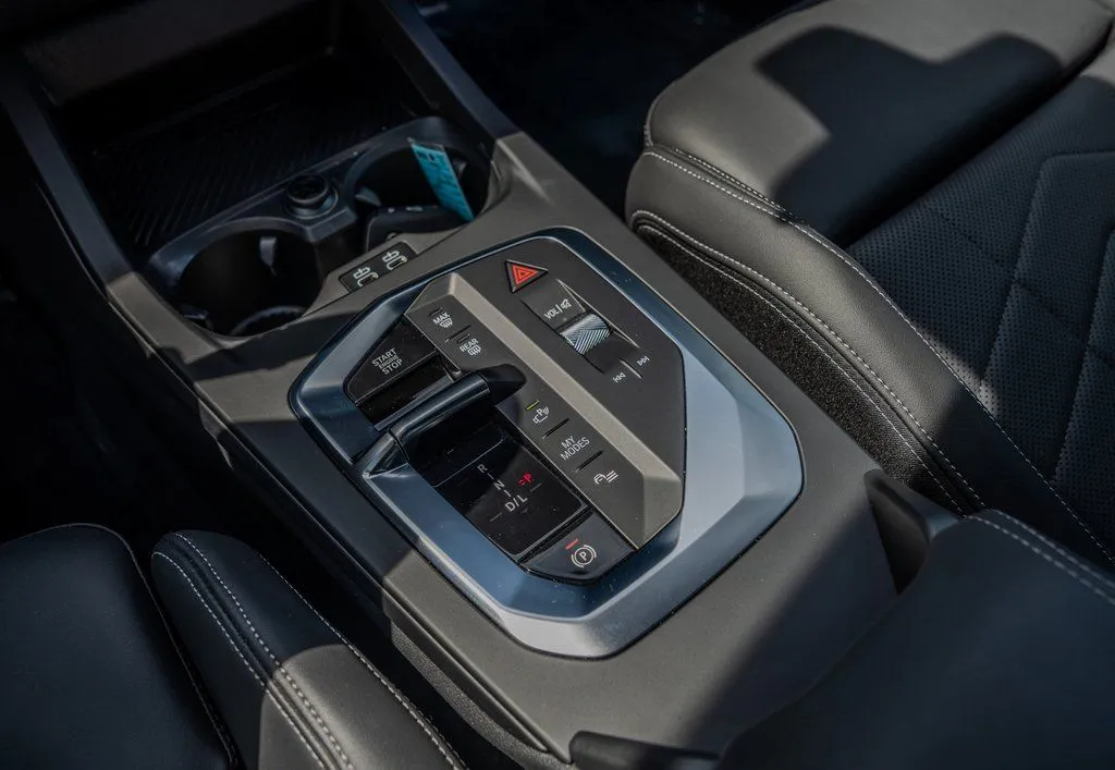 2025 BMW 2 Series 228 - Photo 12