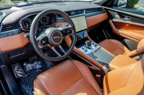 More photos of 2025 Jaguar F-PACE P250 at Gravity Autos Atlanta, GA