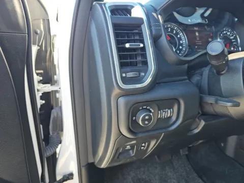 More photos of 2021 Ram 1500 Laramie at Lakeway Auto Sales, TN