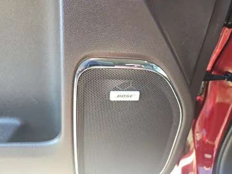 More photos of 2018 GMC Sierra 1500 SLT at Lakeway Auto Sales, TN