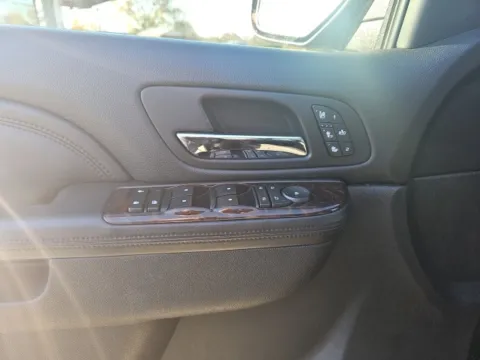 More photos of 2013 GMC Sierra 2500HD Denali at Lakeway Auto Sales, TN