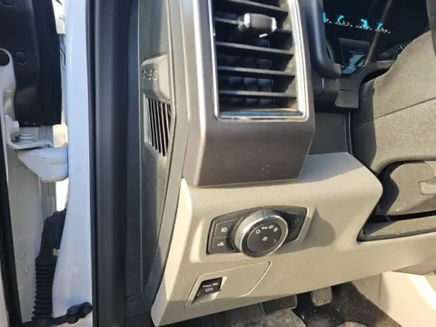 More photos of 2020 Ford F-150 XLT at Lakeway Auto Sales, TN