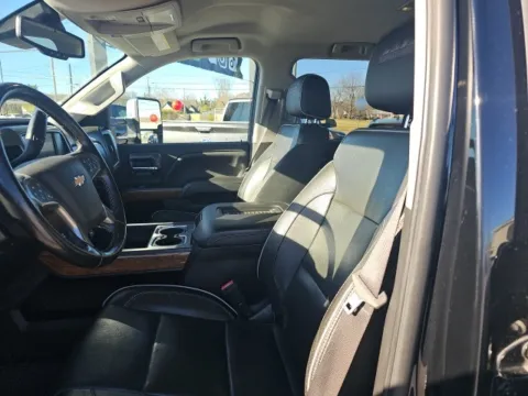 Photos of 2019 Chevrolet Silverado 3500HD High Country for sale in Morristown, TN at Lakeway Auto Sales