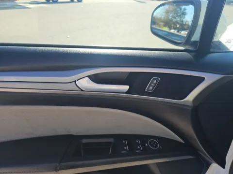 More photos of 2019 Ford Fusion S at Lakeway Auto Sales, TN