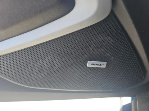 More photos of 2022 Chevrolet Camaro LT1 at Lakeway Auto Sales, TN