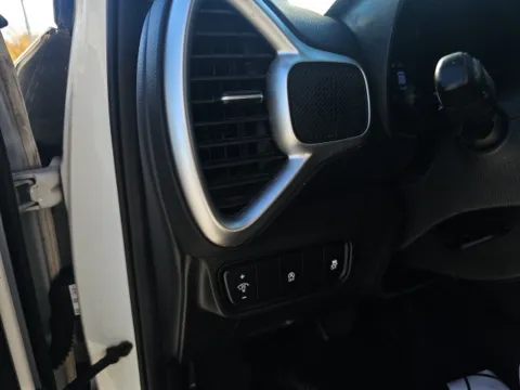 More photos of 2020 Kia Soul LX at Lakeway Auto Sales, TN