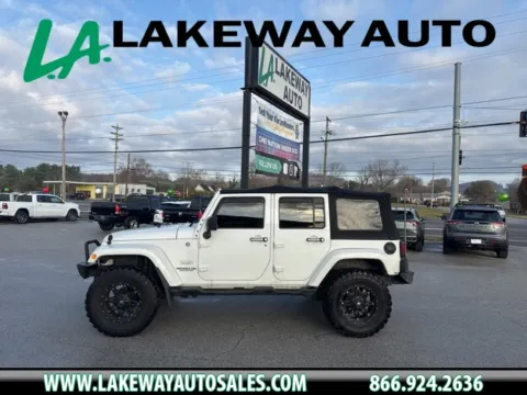 White 2013 Jeep Wrangler Unlimited Sahara for sale in Morristown, TN