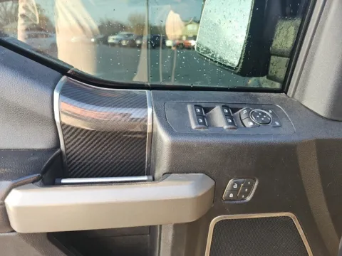 More photos of 2018 Ford F-150 Raptor at Lakeway Auto Sales, TN