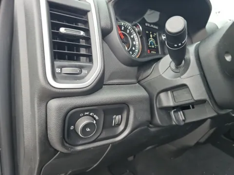 More photos of 2022 Ram 2500 Big Horn at Lakeway Auto Sales, TN