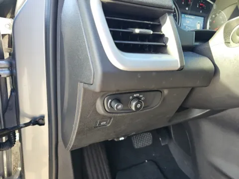 More photos of 2024 GMC Terrain SLE at Lakeway Auto Sales, TN