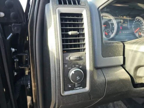 More photos of 2019 Ram 1500 Classic Express at Lakeway Auto Sales, TN