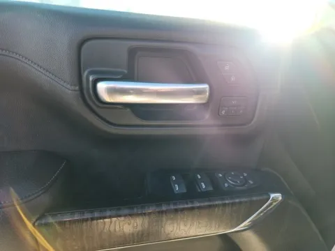 More photos of 2019 GMC Sierra 1500 Denali at Lakeway Auto Sales, TN