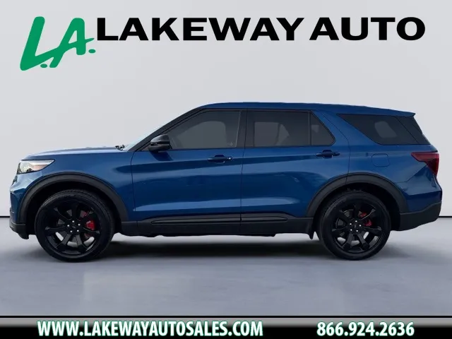 2022 Ford Explorer ST's photo