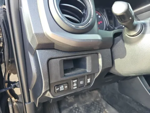 More photos of 2019 Toyota Tacoma TRD Off-Road at Lakeway Auto Sales, TN