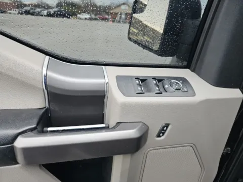 More photos of 2020 Ford F-150 XLT at Lakeway Auto Sales, TN