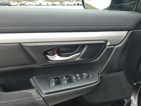 More photos of 2018 Honda CR-V LX at Lakeway Auto Sales, TN