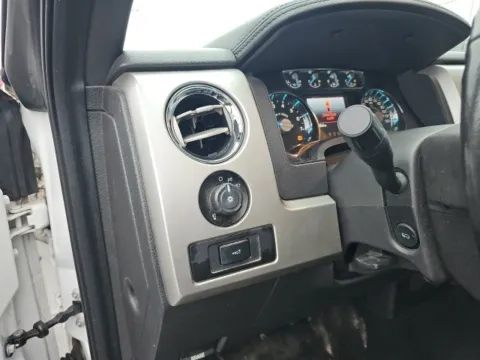 More photos of 2013 Ford F-150 Lariat at Lakeway Auto Sales, TN