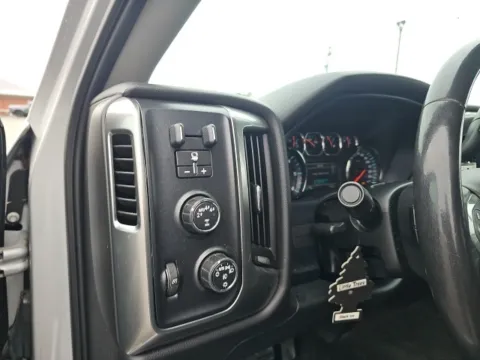 More photos of 2017 Chevrolet Silverado 1500 LT at Lakeway Auto Sales, TN