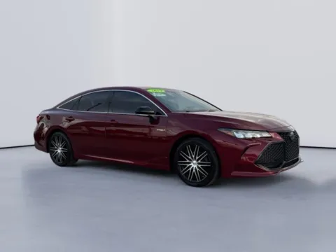 More photos of 2019 Toyota Avalon Hybrid XSE at Lakeway Auto Sales, TN