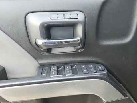 More photos of 2017 Chevrolet Silverado 2500HD LTZ at Lakeway Auto Sales, TN