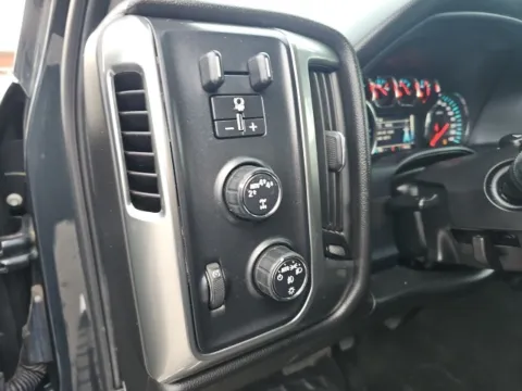 More photos of 2017 Chevrolet Silverado 1500 LT at Lakeway Auto Sales, TN
