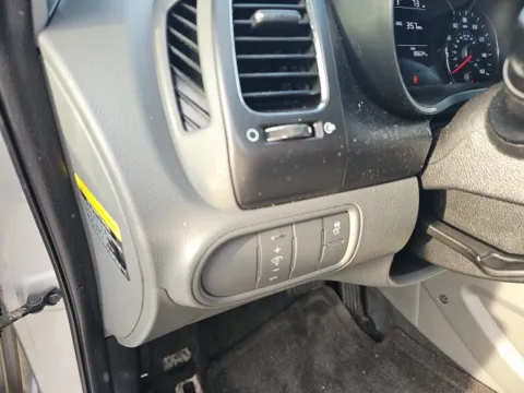 More photos of 2017 Kia Forte LX at Lakeway Auto Sales, TN