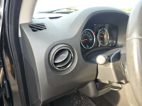 More photos of 2014 Jeep Compass Latitude at Lakeway Auto Sales, TN