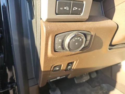 More photos of 2019 Ford F-250SD King Ranch at Lakeway Auto Sales, TN