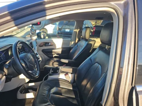 Photos of 2017 Chrysler Pacifica Touring L Plus for sale in Morristown, TN at Lakeway Auto Sales