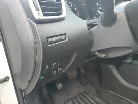 More photos of 2016 Nissan Rogue S at Lakeway Auto Sales, TN