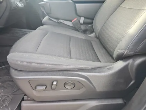 More photos of 2022 Chevrolet Silverado 1500 Custom at Lakeway Auto Sales, TN