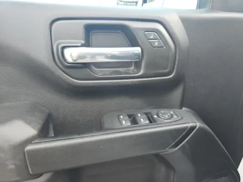 More photos of 2022 Chevrolet Silverado 1500 Custom at Lakeway Auto Sales, TN