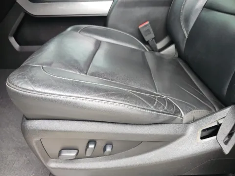 More photos of 2019 Chevrolet Silverado 2500HD LTZ at Lakeway Auto Sales, TN