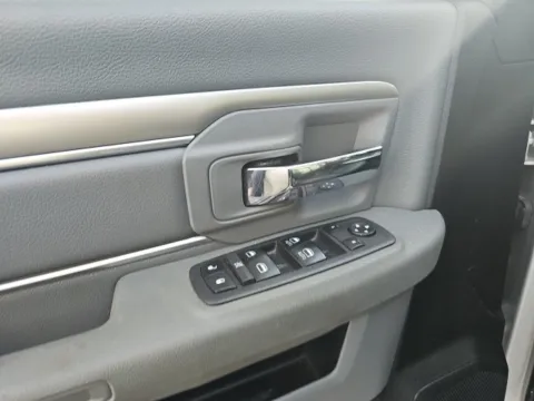 More photos of 2018 Ram 2500 Big Horn at Lakeway Auto Sales, TN