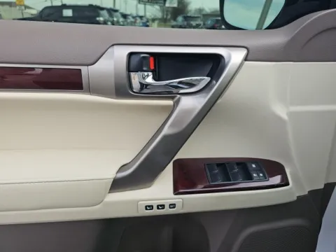 More photos of 2015 Lexus GX 460 at Lakeway Auto Sales, TN