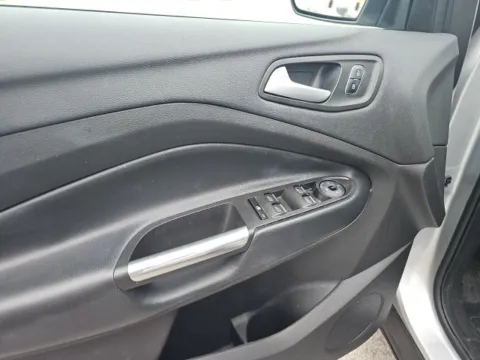 More photos of 2019 Ford Escape SEL at Lakeway Auto Sales, TN